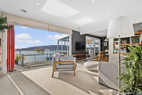 Photo of property in 141 Grafton Road, Roseneath, Wellington, 6011