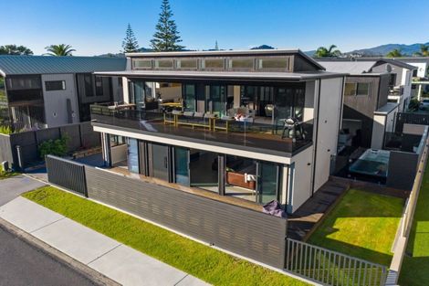 Photo of property in 103 Beach Road, Whangamata, 3620