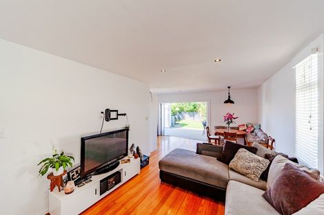Photo of property in 76 Kennedy Road, Napier South, Napier, 4110