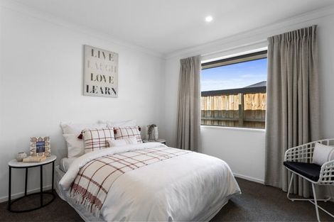 Photo of property in 80a Watkins Drive, Rangiora, 7400