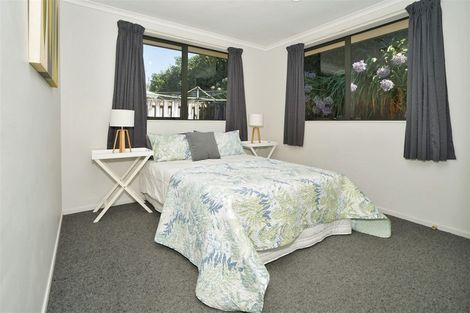 Photo of property in 17 Pointon Glade, Grandview Heights, Hamilton, 3200