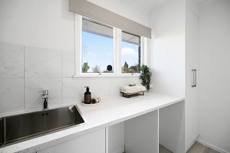 Photo of property in 23 Huia Avenue, Forest Lake, Hamilton, 3200