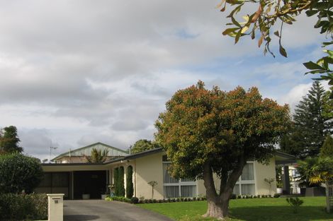 Photo of property in 15 Rewarewa Place, Matua, Tauranga, 3110