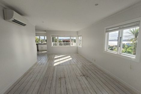 Photo of property in 12 Tindalls Bay Road, Tindalls Beach, Whangaparaoa, 0930