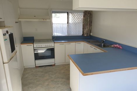 Photo of property in 2/8 Mayville Avenue, New Lynn, Auckland, 0600