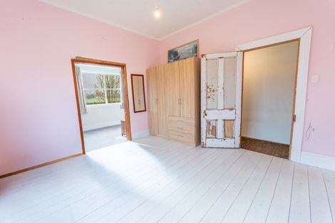 Photo of property in 9 Queen Street, Albury, Cave, 7984