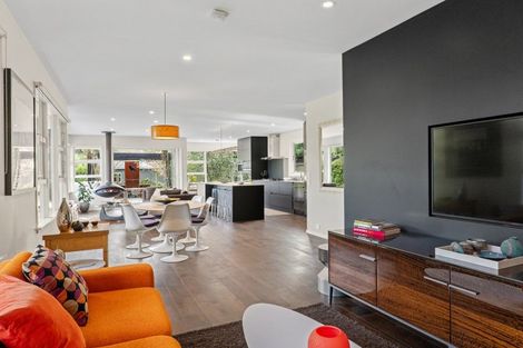 Photo of property in 120 Pipers Valley Road, Duvauchelle, Akaroa, 7581