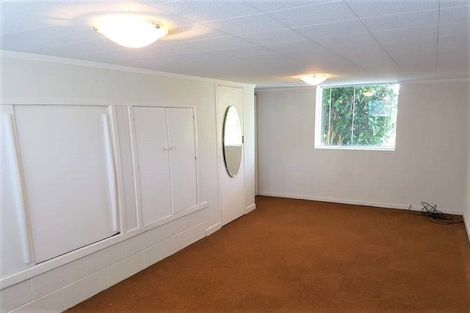 Photo of property in 1/177 Glenfield Road, Hillcrest, Auckland, 0627