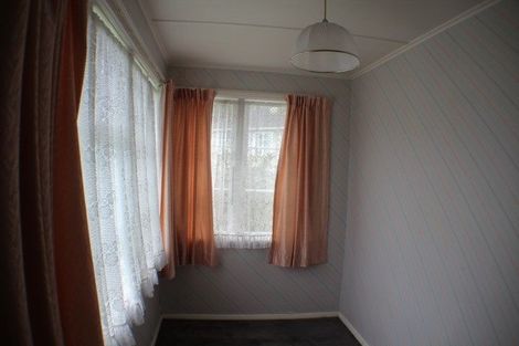 Photo of property in 32 Harris Street, Naenae, Lower Hutt, 5011