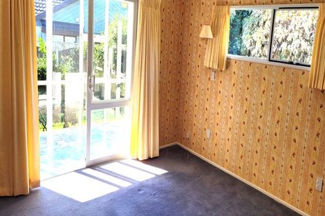 Photo of property in 17 Awanui Drive, Waikanae, 5036