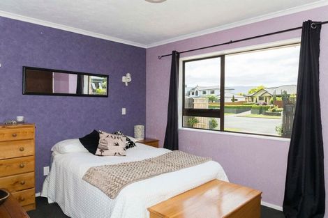 Photo of property in 4 Guinane Street, Dannevirke, 4930