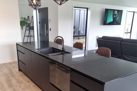 Photo of property in 3 Eureka Street, Wanaka, 9305