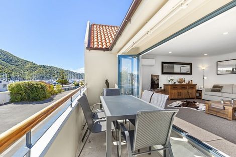 Photo of property in 10/45 Beach Road, Waikawa, Picton, 7220