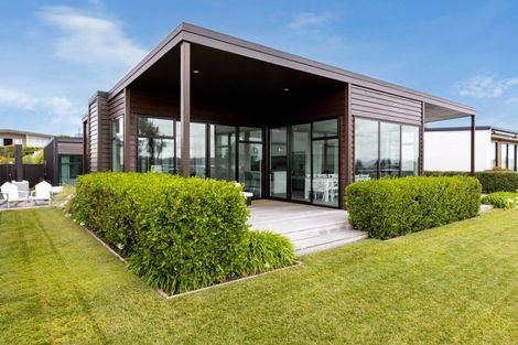 Photo of property in 8 Karapoto Lane, Rainbow Point, Taupo, 3330