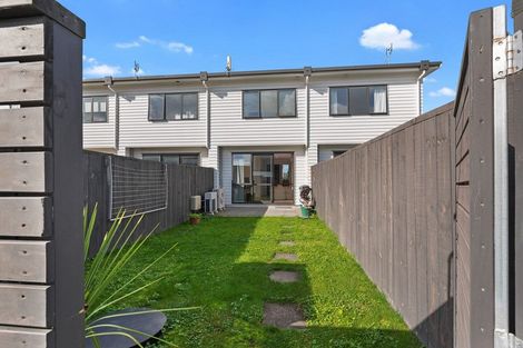 Photo of property in 27 Kanuka Road, Hobsonville, Auckland, 0616
