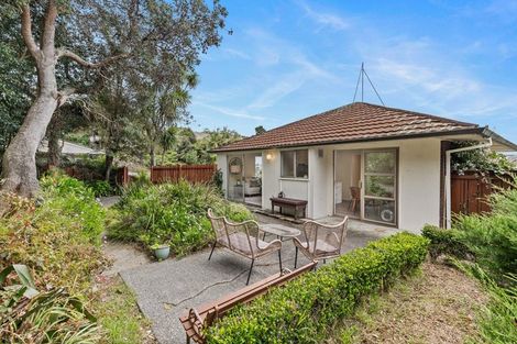 Photo of property in 2/20 Glenwood Avenue, Birkenhead, Auckland, 0626