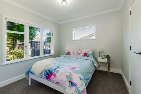 Photo of property in 316 Te Moana Road, Waikanae, 5036