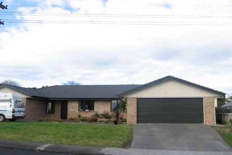 Photo of property in 14a Cliff Road, Papakura, 2110