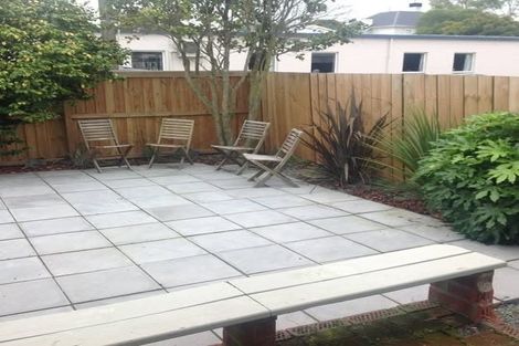 Photo of property in 16 Donald Place, St Albans, Christchurch, 8014