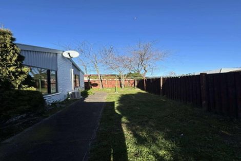 Photo of property in 3/199 Queenspark Drive, Parklands, Christchurch, 8083