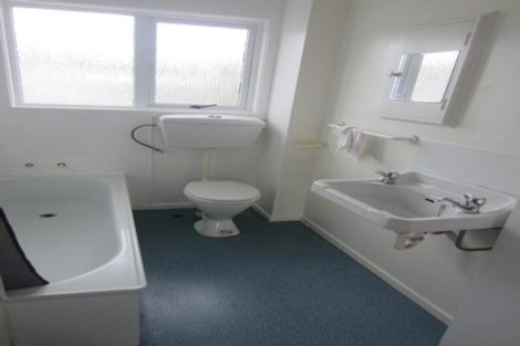 Photo of property in 5/12 Oxford Street, Tawa, Wellington, 5028