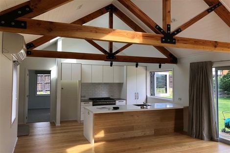 Photo of property in 5 Percy Lane, Wanaka, 9305