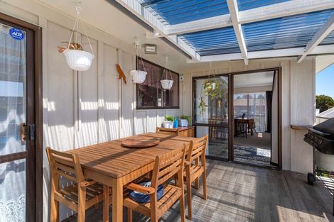 Photo of property in 7 Martin Harvey Street, Levin, 5510