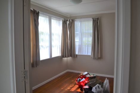 Photo of property in 44 Shearer Crescent, Naenae, Lower Hutt, 5011