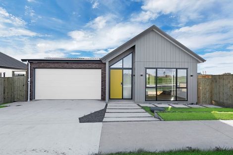 Photo of property in 8 Kobe Street, Karaka, 2580