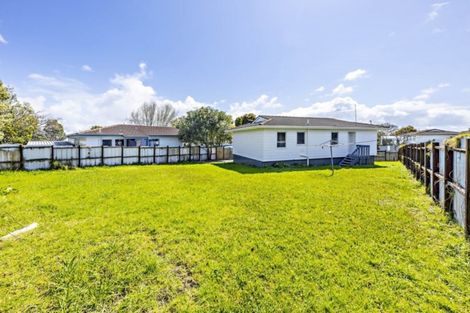 Photo of property in 3 Bundena Place, Clendon Park, Auckland, 2103