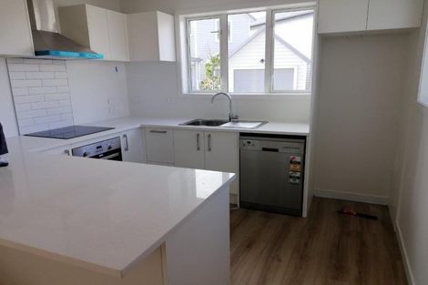 Photo of property in 21 Bellbird Street, Papakura, 2110