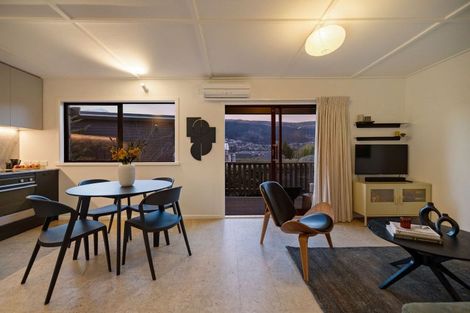 Photo of property in 556b Peninsula Road, Kelvin Heights, Queenstown, 9300