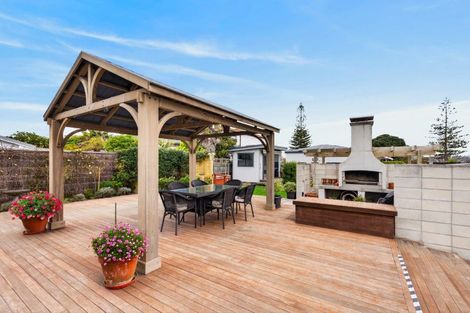 Photo of property in 34 The Esplanade, Westshore, Napier, 4110