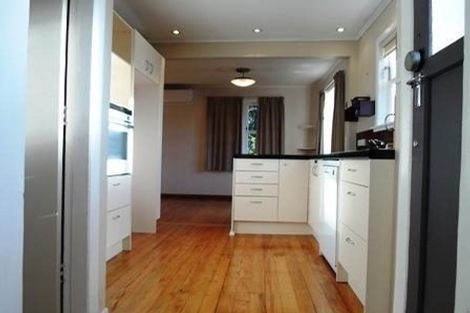 Photo of property in 1 Field Street, Silverstream, Upper Hutt, 5019