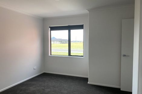 Photo of property in 36 Taurangawaka Road, One Tree Point, 0118