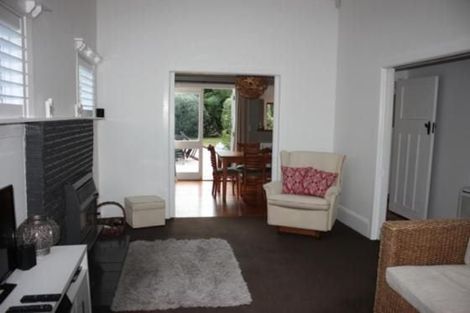 Photo of property in 48 Jellicoe Street, Greytown, 5712