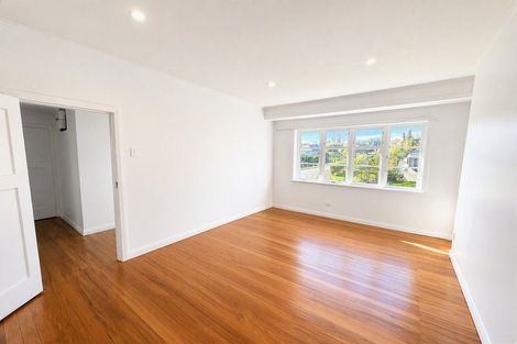 Photo of property in 45 Plunket Terrace, Hamilton East, Hamilton, 3216