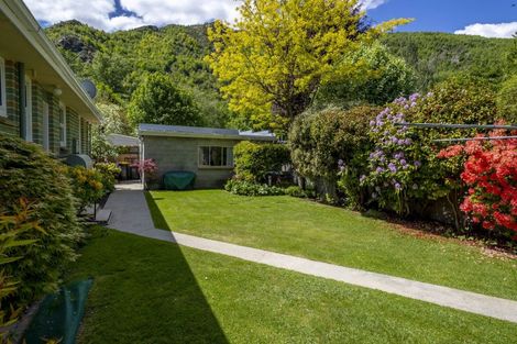 Photo of property in 3 Merioneth Street, Arrowtown, 9302