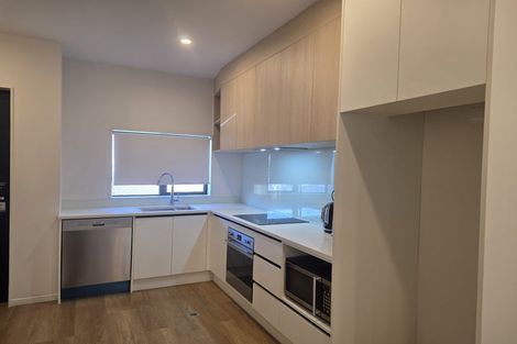 Photo of property in 7/1 Kahikatea Place, Ranui, Auckland, 0612