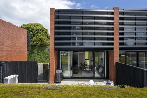 Photo of property in 3/1a Park Rise, Campbells Bay, Auckland, 0630