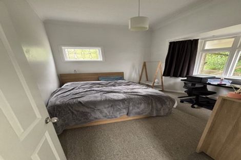 Photo of property in 121 Kelburn Parade, Kelburn, Wellington, 6012