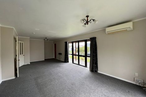 Photo of property in 5 Essendon Court, Glenview, Hamilton, 3206