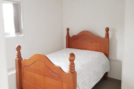 Photo of property in 28 Tatariki Street, Rosehill, Papakura, 2113