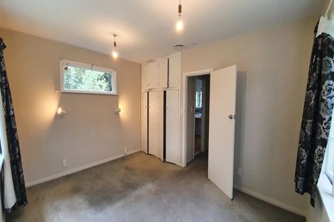 Photo of property in 43 Kirkwood Avenue, Upper Riccarton, Christchurch, 8041