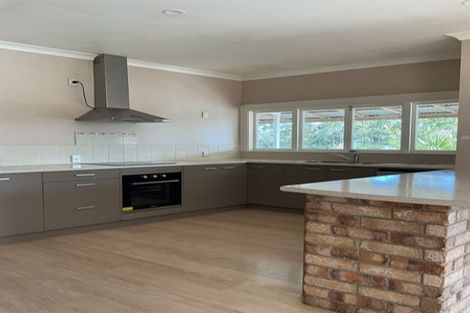 Photo of property in 305 Paparata Road, Bombay, 2675