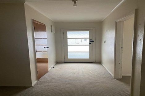 Photo of property in 49 Davidson Crescent, Tawa, Wellington, 5028
