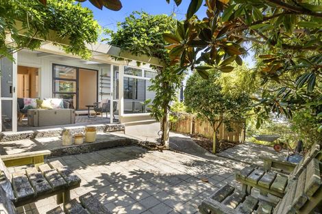 Photo of property in 1 King George Street, Broad Bay, Dunedin, 9014