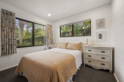 Photo of property in 34 Ocean Road, Surfdale, Waiheke Island, 1081