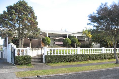 Photo of property in 24 Silva Crescent, Riverlea, Hamilton, 3216