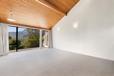 Photo of property in Alpine Meadows Apartments, 135g Fernhill Road, Fernhill, Queenstown, 9300